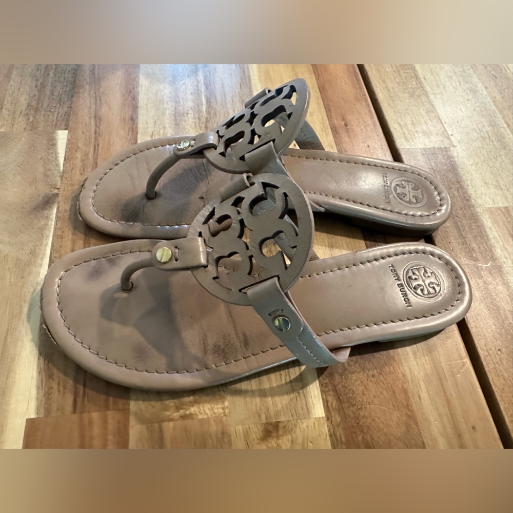 Tory Burch Women’s Miller Tan Leather Sandals| Size 8